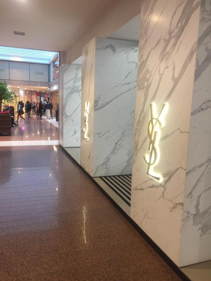 B&B Galleria Cavour Bologna Bagian luar foto