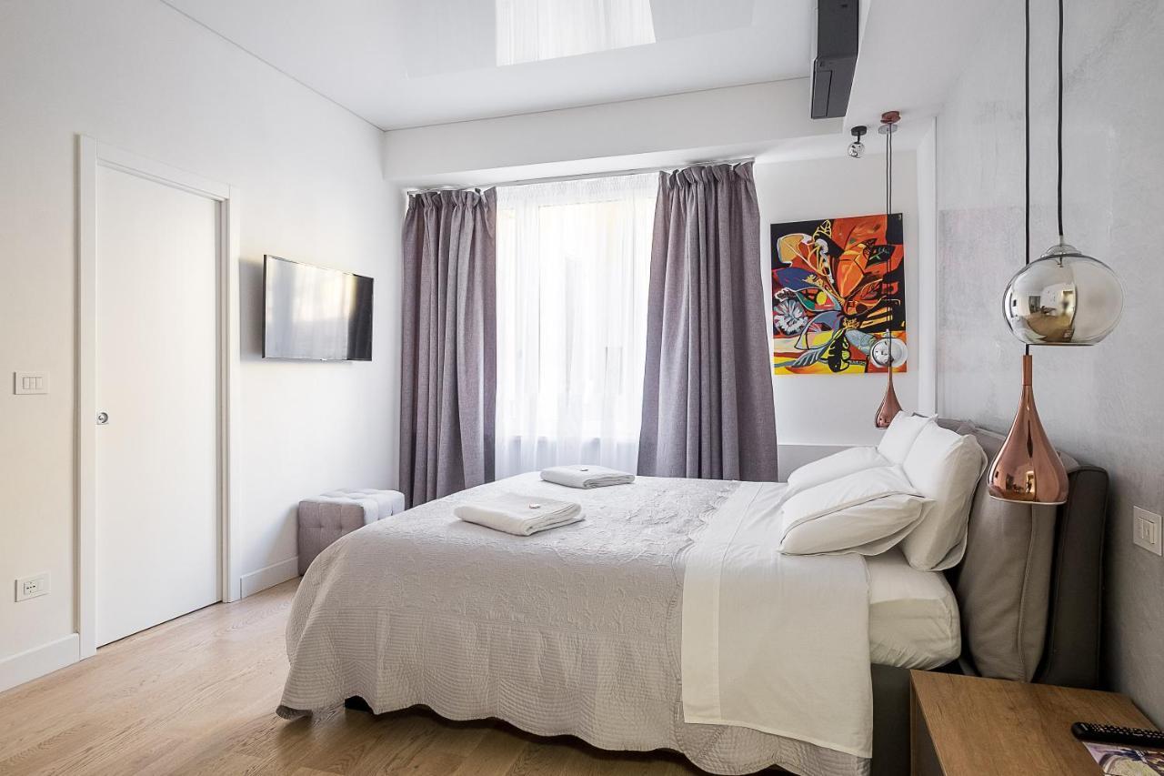 B&B Galleria Cavour Bologna Bagian luar foto