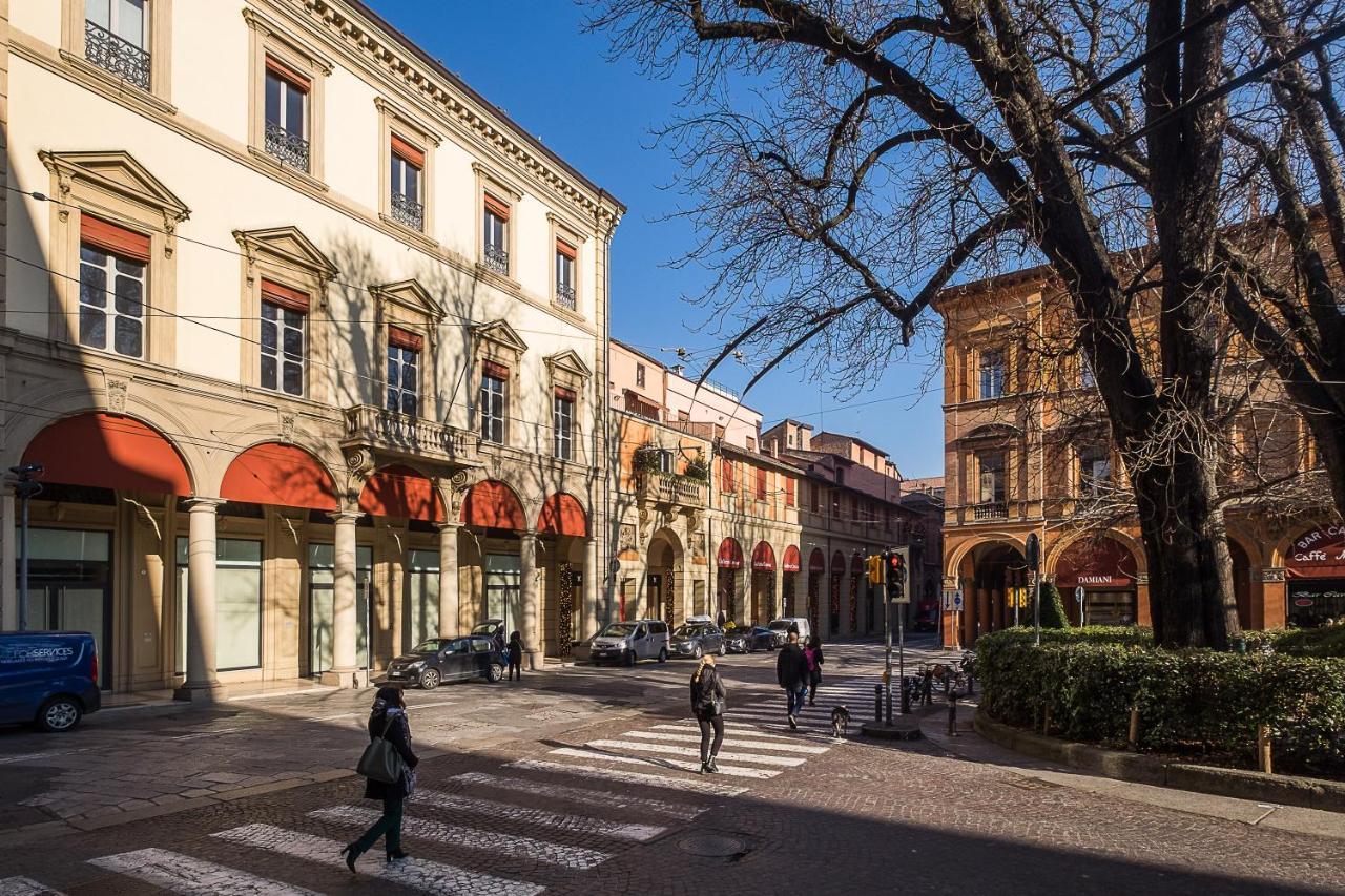 B&B Galleria Cavour Bologna Bagian luar foto